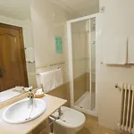 Reyes Catolicos Hotel *