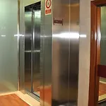 Hotel Reyes Catolicos *