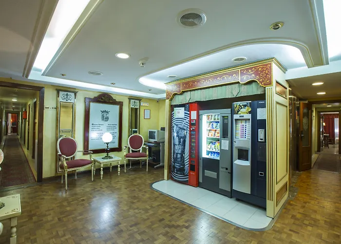 酒店 雷耶斯卡托里克斯酒店 *