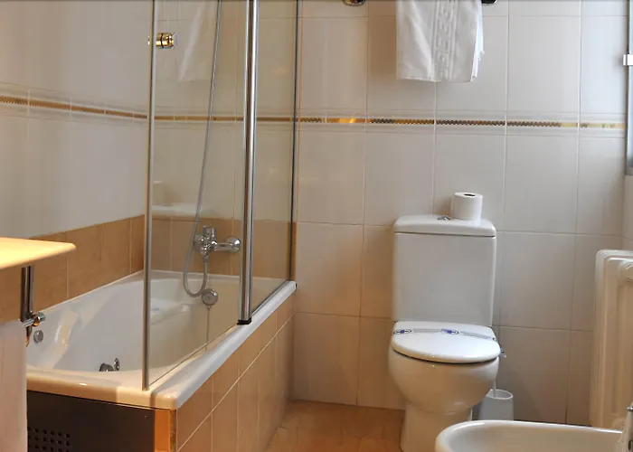 雷耶斯卡托里克斯酒店 酒店