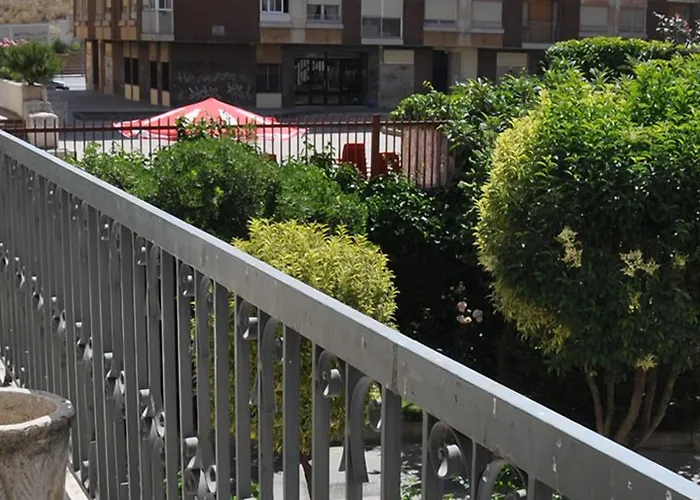 雷耶斯卡托里克斯酒店 酒店 萨拉曼卡